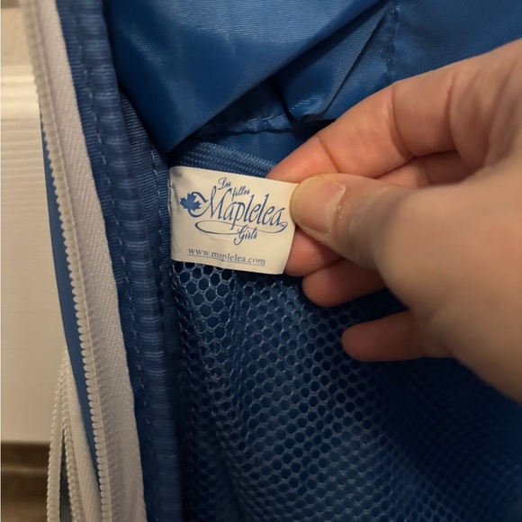 Maplelea Doll Backpack - Picture 6 of 9